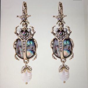 🐞💎Brand New Elegant and Artfully styled Beetle earrings